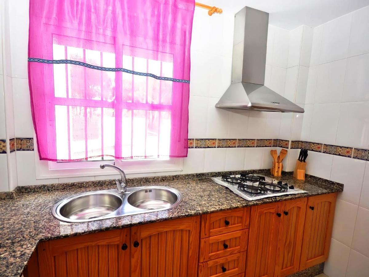 Apartamento Junto Al Mar Piscina Solo Familias Conil De La Frontera Luaran gambar